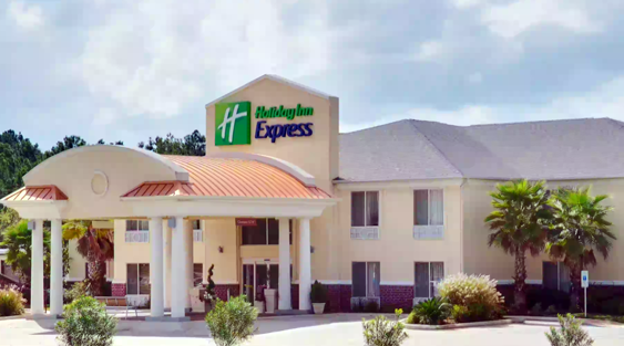 Holiday Inn Express & Suites Pineville-Alexandria